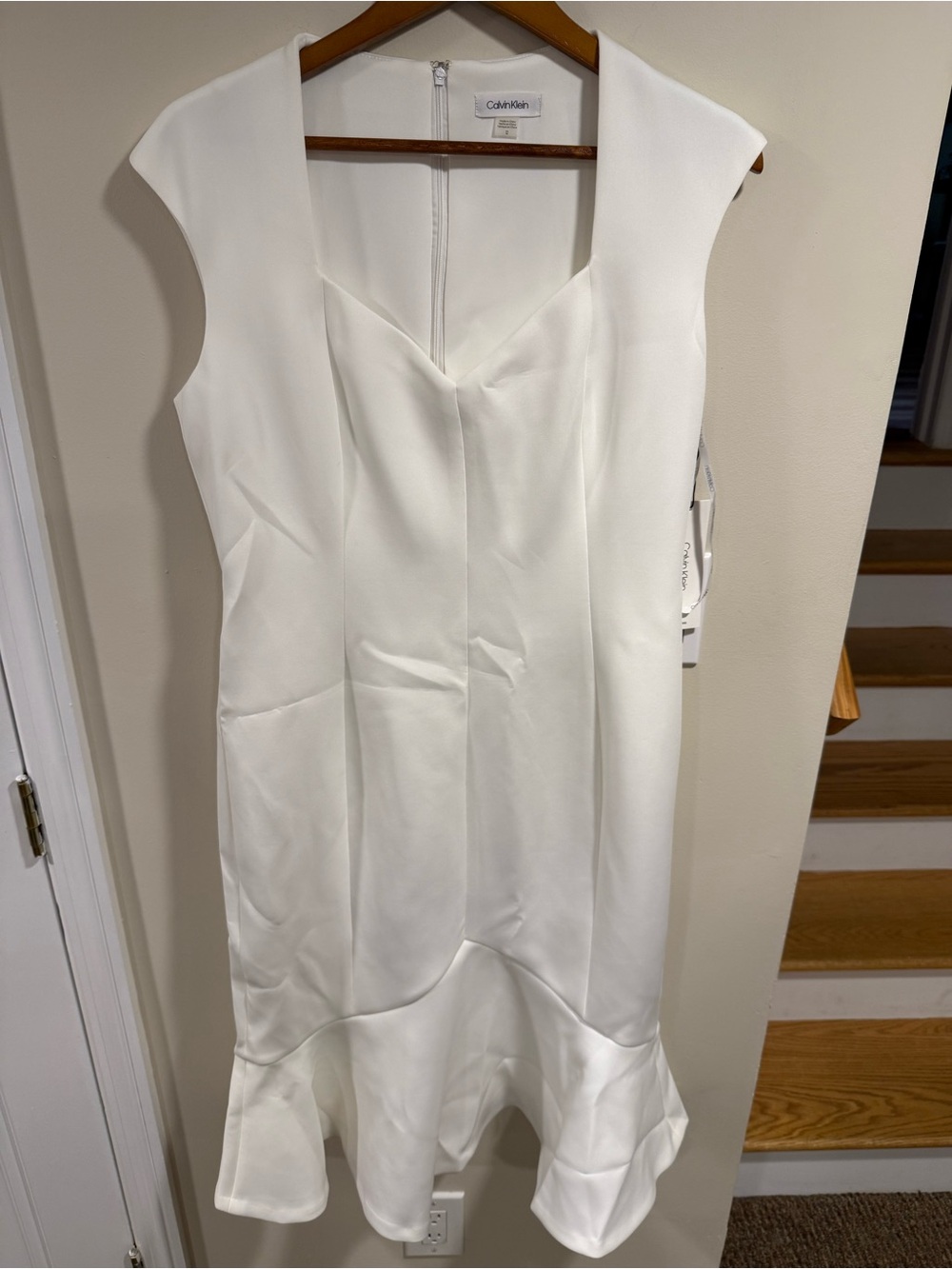 NWT Calvin Klein Dress 12 Ruffle WHITE Sleeveless Stretch V Neck